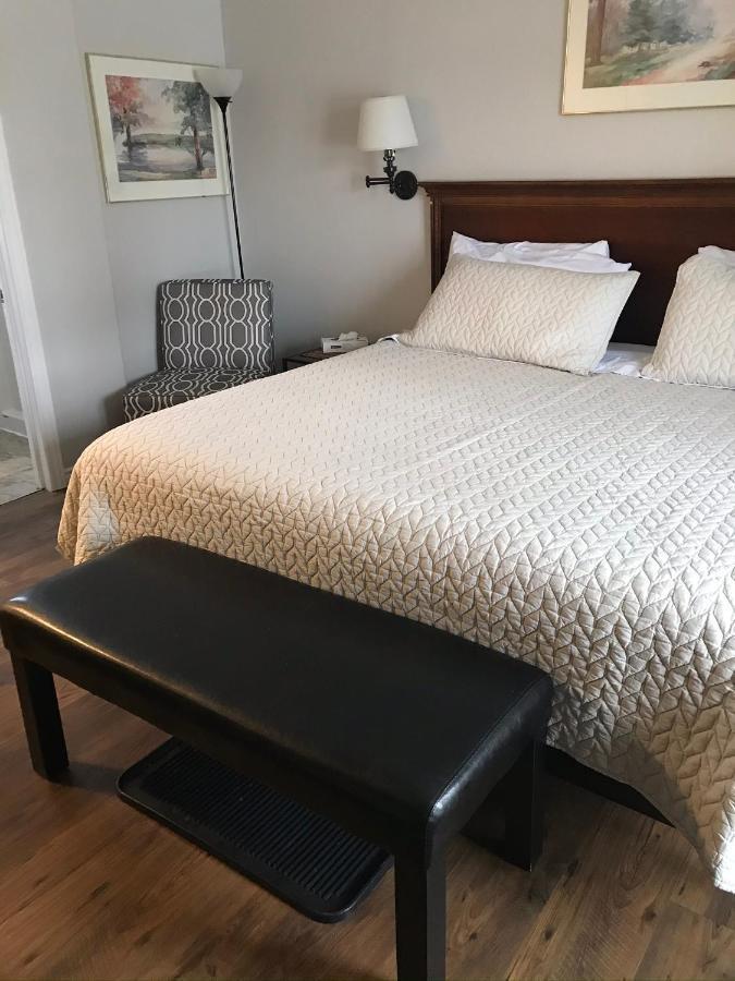 My Friends Inn Manitoulin Manitowaning Екстер'єр фото