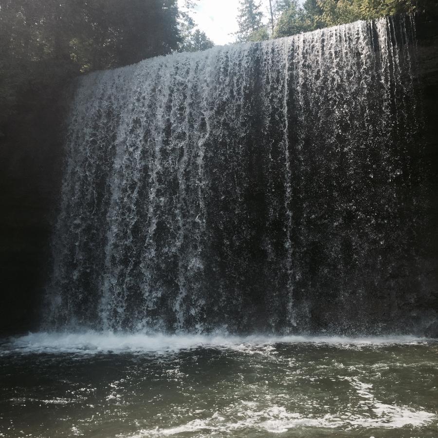My Friends Inn Manitoulin Manitowaning Екстер'єр фото