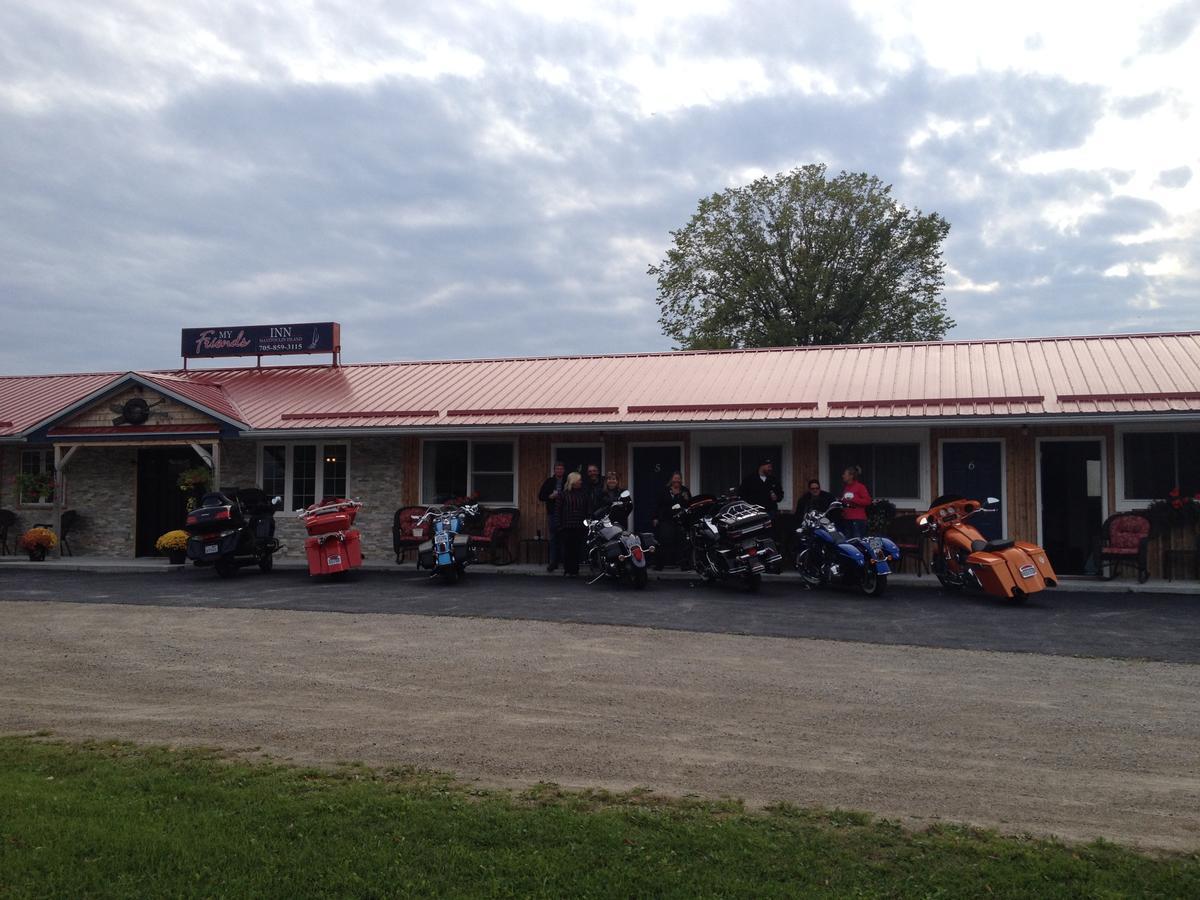 My Friends Inn Manitoulin Manitowaning Екстер'єр фото