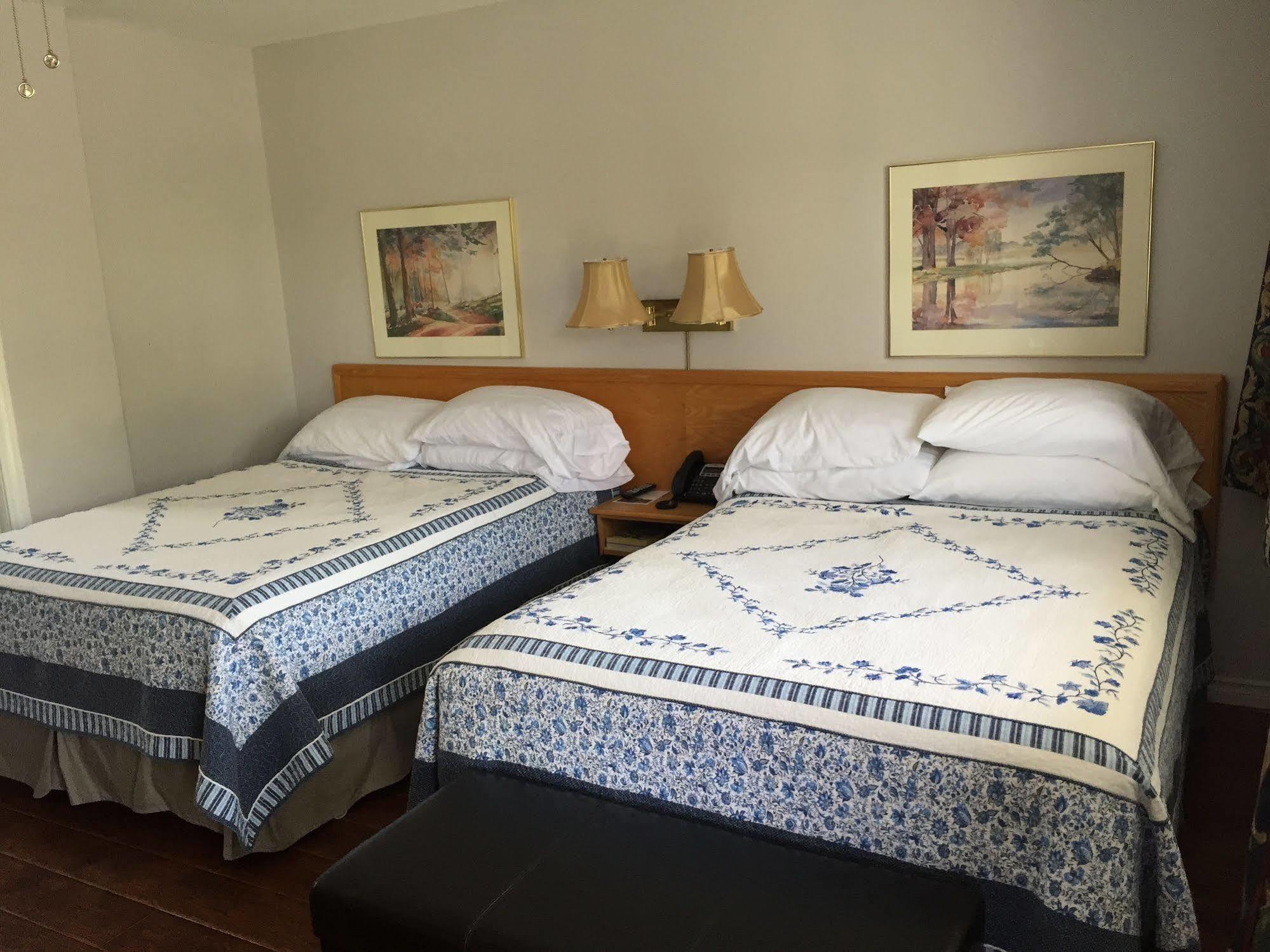 My Friends Inn Manitoulin Manitowaning Екстер'єр фото